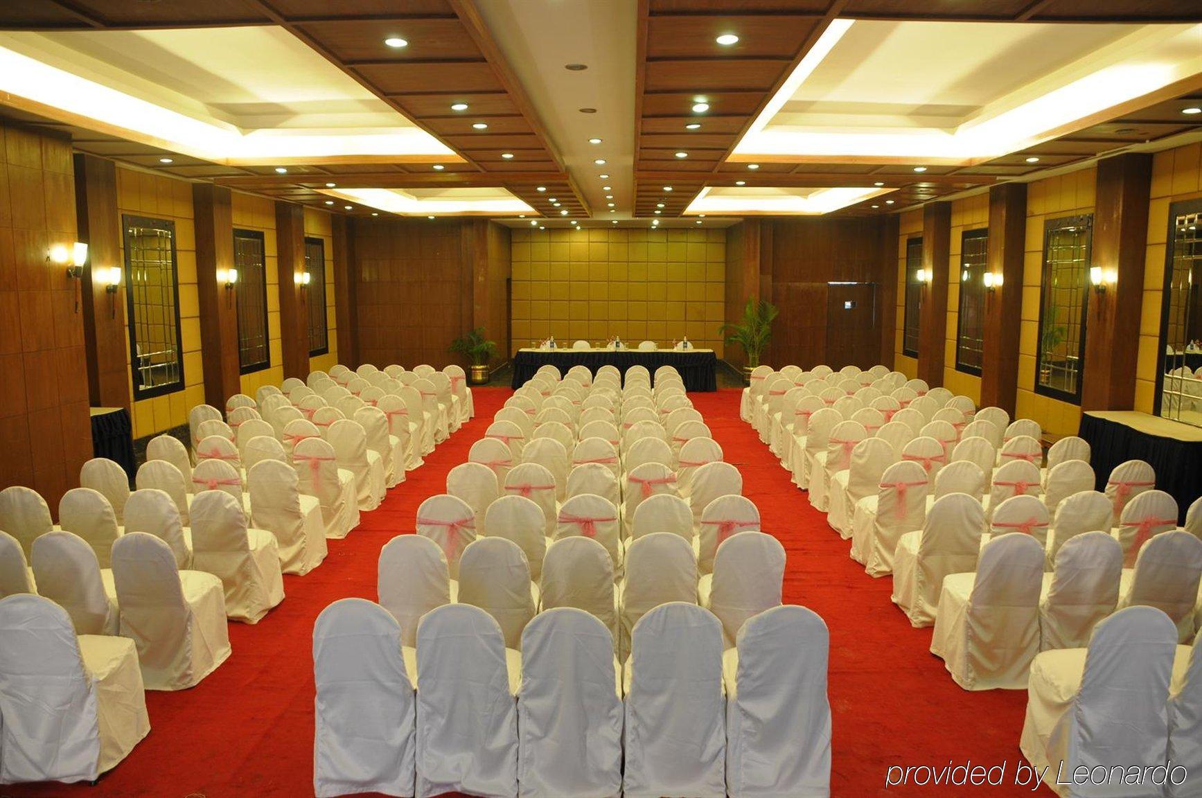 Nalapad'S Hotel Bangalore International Facilidades foto